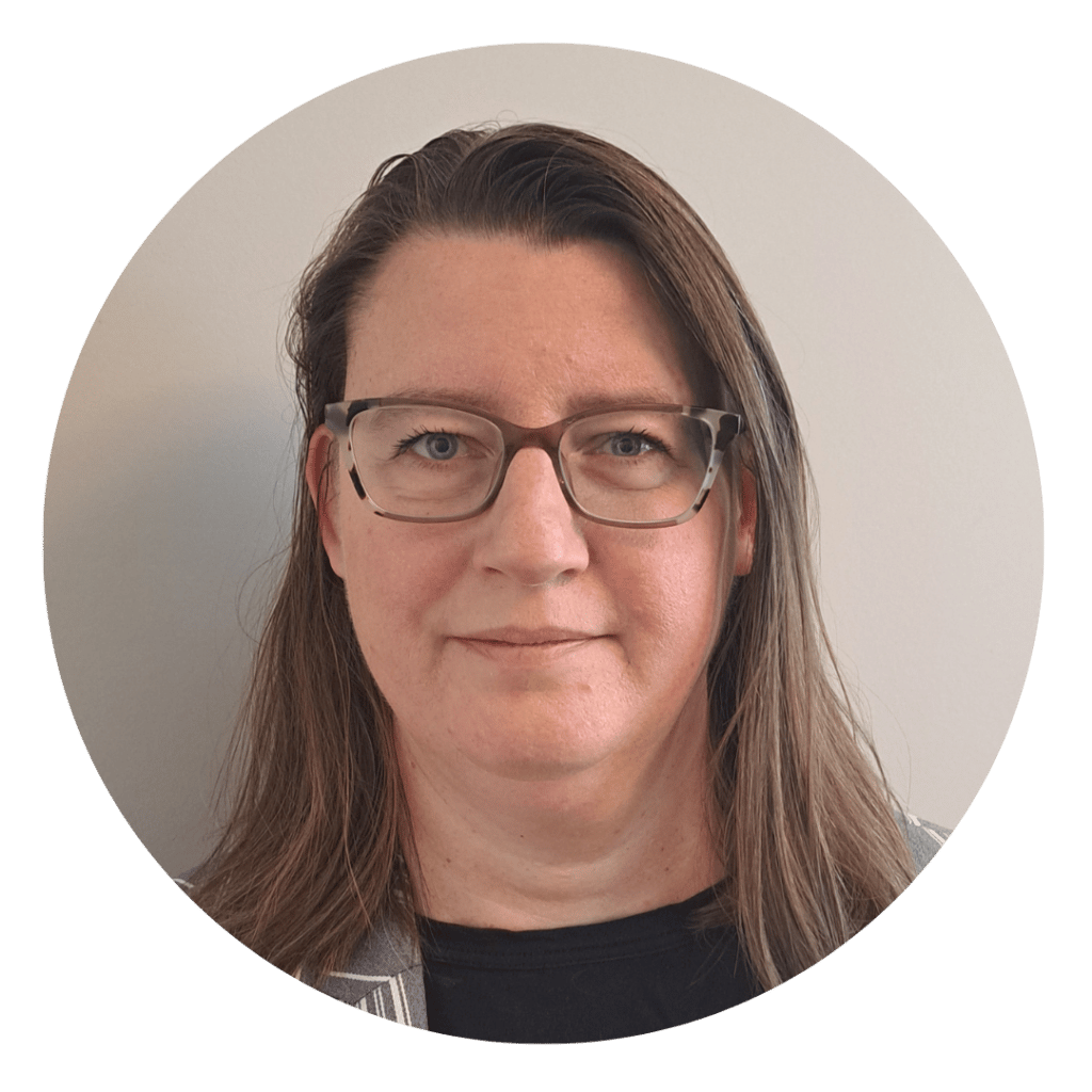 YVONNE DE JONGE-SASSEN